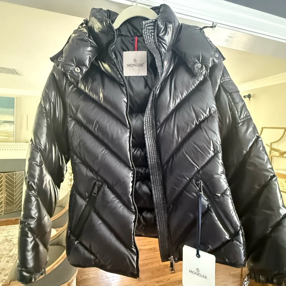 NWT Moncler Brouel Chevron Nylon Laque Down Quilted Jacket w Attached Hood sz2 - Picture 2 of 10